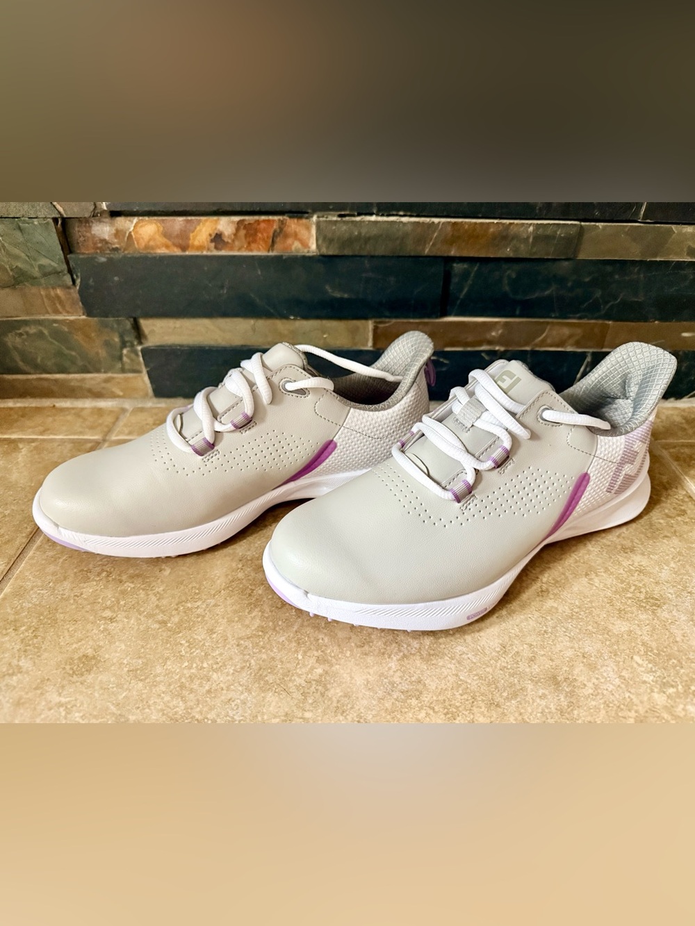 FootJoy FJ Fuel Women’s Size 7 Spikeless Golf Shoes White Lavender FAST SHIPPING